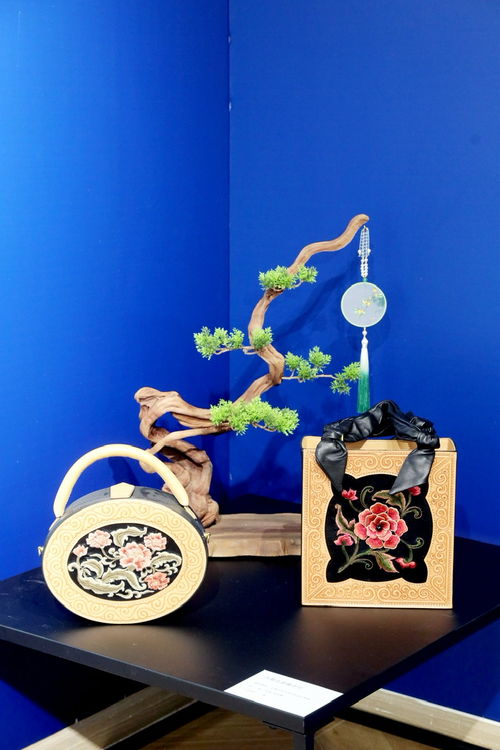 邂逅小驚喜,來(lái)點(diǎn)儀式感,在滬上時(shí)尚地標(biāo)看江南民藝的 無(wú)用之美